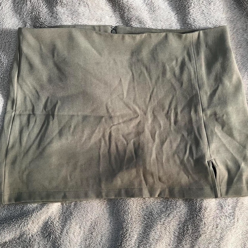 aeropostale army green mini skirt with shorts and slit